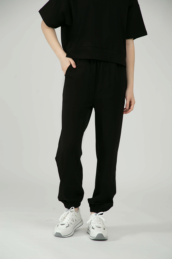 Женские джоггеры